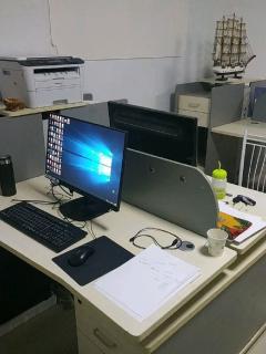 平面設(shè)計(jì)與電腦圖文設(shè)計(jì) 數(shù)字時(shí)代的視覺藝術(shù)